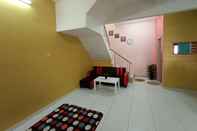 Kamar Tidur Kak Chik Muslim Homestay