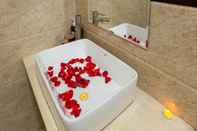 In-room Bathroom Lam Anh Hotel Dalat