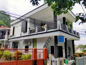 Exterior 4 OYO 3919 Karmila Syariah Guest House