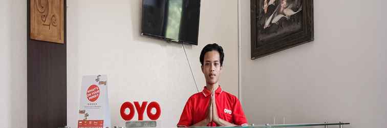 Lobby OYO 3935 Artha Ambarukmo Exclusive