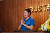 Sảnh chờ Hotel Youstay Semarang by Sinergi