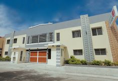Exterior 2 OYO 645 Ljenj Apartelle