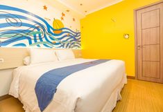 Bedroom 4 Front One Budget Hotel Bekasi