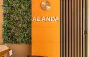 Lobby 5 Alanda Hotel & Apartment