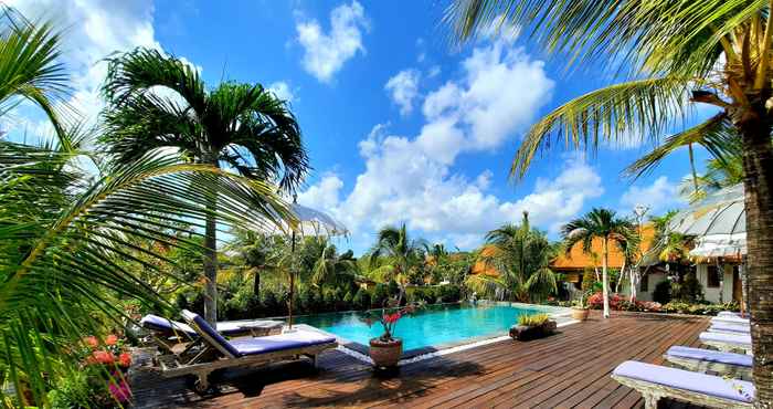 Swimming Pool Uluwatu Breeze Village