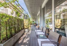 Restaurant 2 Ratchadamnoen Residence
