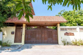 Bên ngoài 4 Primrose Place