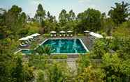 Swimming Pool 4 Farmhouse Resort & Spa