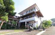 Exterior 4 Lembur Incu Syariah Villa