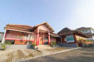 Exterior 4 Lembur Incu Syariah Villa