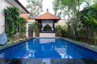 Kolam Renang Villa Laksmi Seminyak Bali