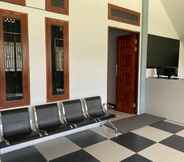 Lobby 4 Khalisa Home Syariah Pontianak