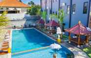 Swimming Pool 2 Giri Palma Hotel