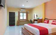 Kamar Tidur 2 OYO 682 Fishering Home