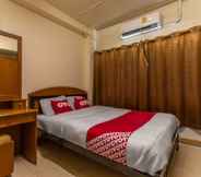 Bedroom 3 OYO 583 Sweethome Guest House