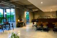 Bar, Cafe and Lounge The Ambengan Tenten