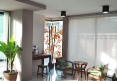 Lobby 7 The Vert Apartment