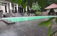 Swimming Pool 2 Oase Van Java