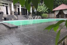 泳池 Oase Van Java