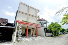外觀 OYO 90880 Jimbaran 5 Guesthouse