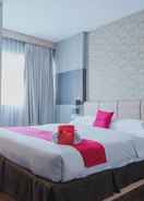 null RedDoorz Plus near Pantai Coastarina 2