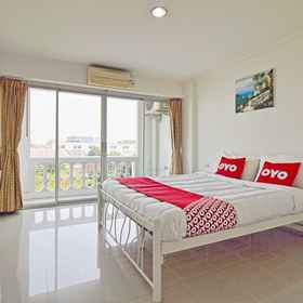 Bedroom 1 ซุปเปอร์ โอโย 498 ลดาวัลย์ วิลล่า, โรงแรม & ที่พัก กรุงเทพฯ