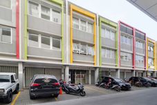 外観 Capital O 3952 Hotel C 18 Cibaduyut