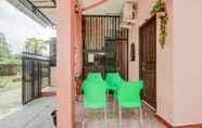 Lobi 7 OYO 3937 Teratai Guest House