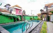 Swimming Pool 7 Kadek Bagus Guest House