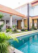 SWIMMING_POOL Kadek Bagus Guest House