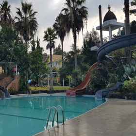 OYO 3924 Yasmin Lodge 1, Hotel Binawan European Language Center