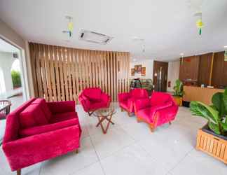 Lobi 2 The Point Boutique Hotel