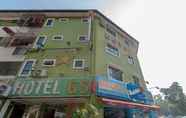 Bangunan 2 SPOT ON 89874 Gs Golden Star Hotel