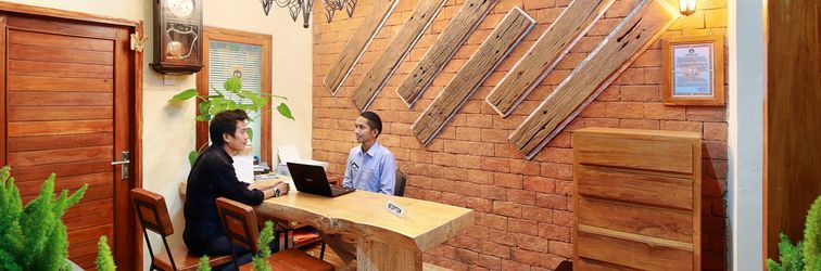 로비 Villa Underwood Seminyak