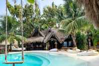 Swimming Pool La Cabane Bali