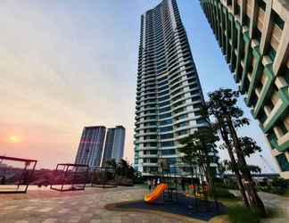 Bangunan 2 Studio Grand Kamala Lagoon by 21 Room