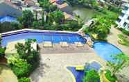 Kolam Renang 3 Studio Grand Kamala Lagoon by 21 Room