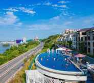 Hồ bơi 2 D'Lioro Hotel & Resort