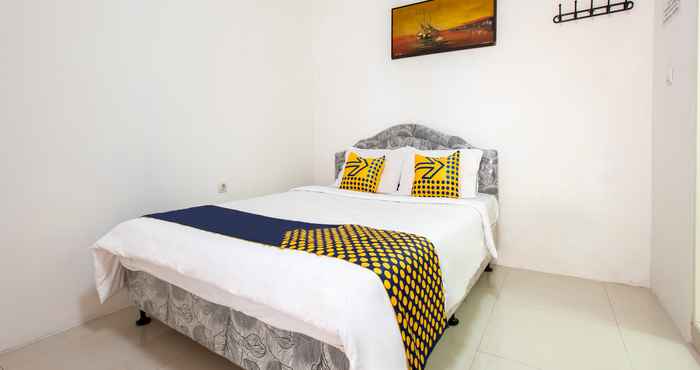 Bedroom SPOT ON 3961 Fico's Residence Syariah