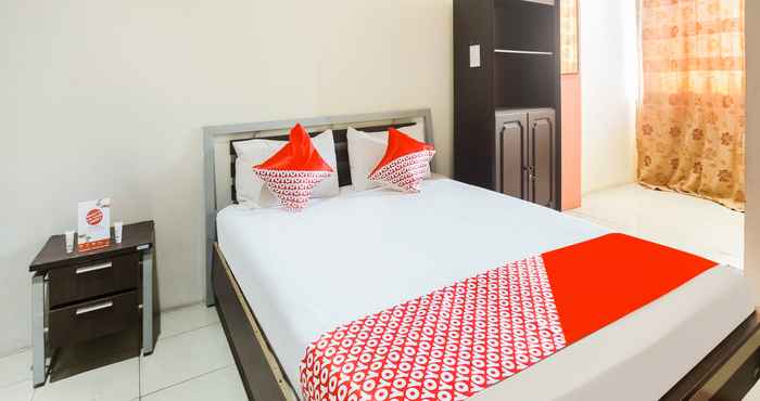 Bedroom OYO 3970 Hotel La Macca Makassar