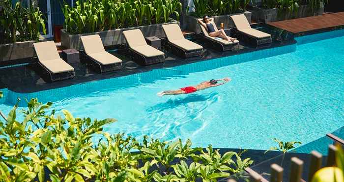 Swimming Pool Fairfield by Marriott Bali Kuta Sunset Road