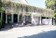 Exterior 4 OYO 3986 Just 11 Boutique Residence Syariah