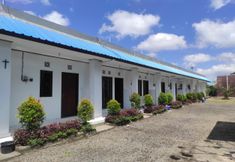 Bên ngoài 4 OYO 3984 Bahtera Guest House