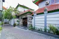 Exterior OYO 4003 Ceria Guesthouse Seminyak