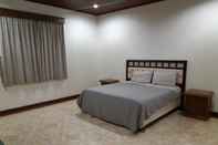 Kamar Tidur Opulence Villa Us Puncak