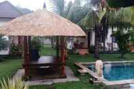 Swimming Pool Kuta Paradise