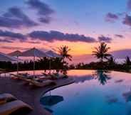 สระว่ายน้ำ 2 Sheraton Bali Kuta Resort