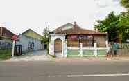 Bangunan 2 OYO 4016 Tan Jokteng Guest House