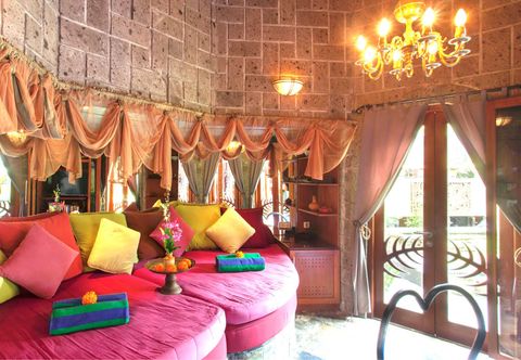 Entertainment Facility Villa Naga Maya