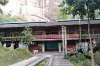 Exterior Teras Harau Hotel & Resort